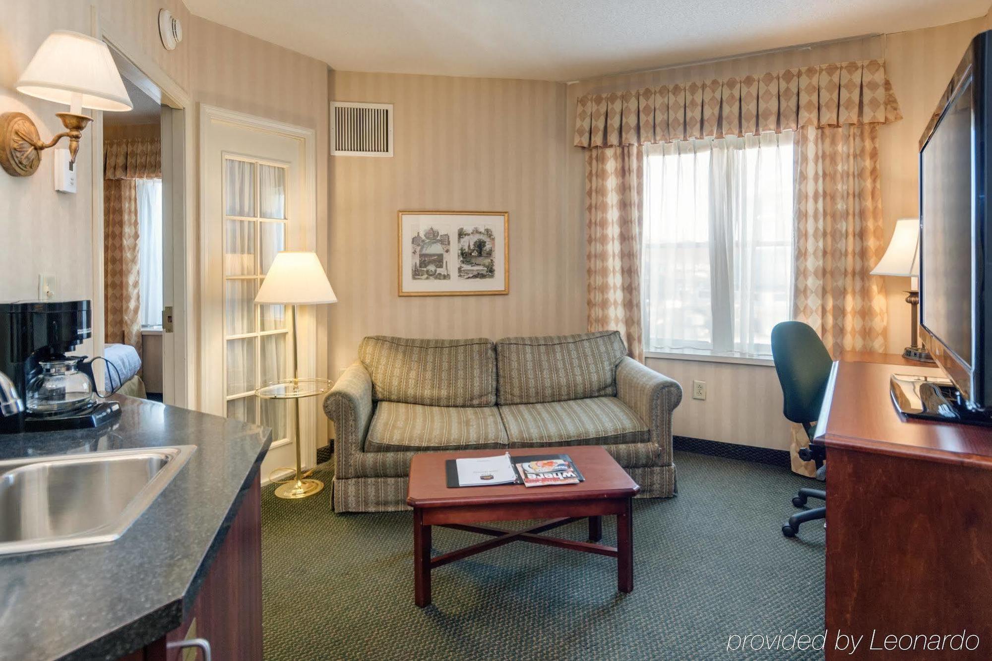 Best Western Plus Boston Hotel Exterior photo