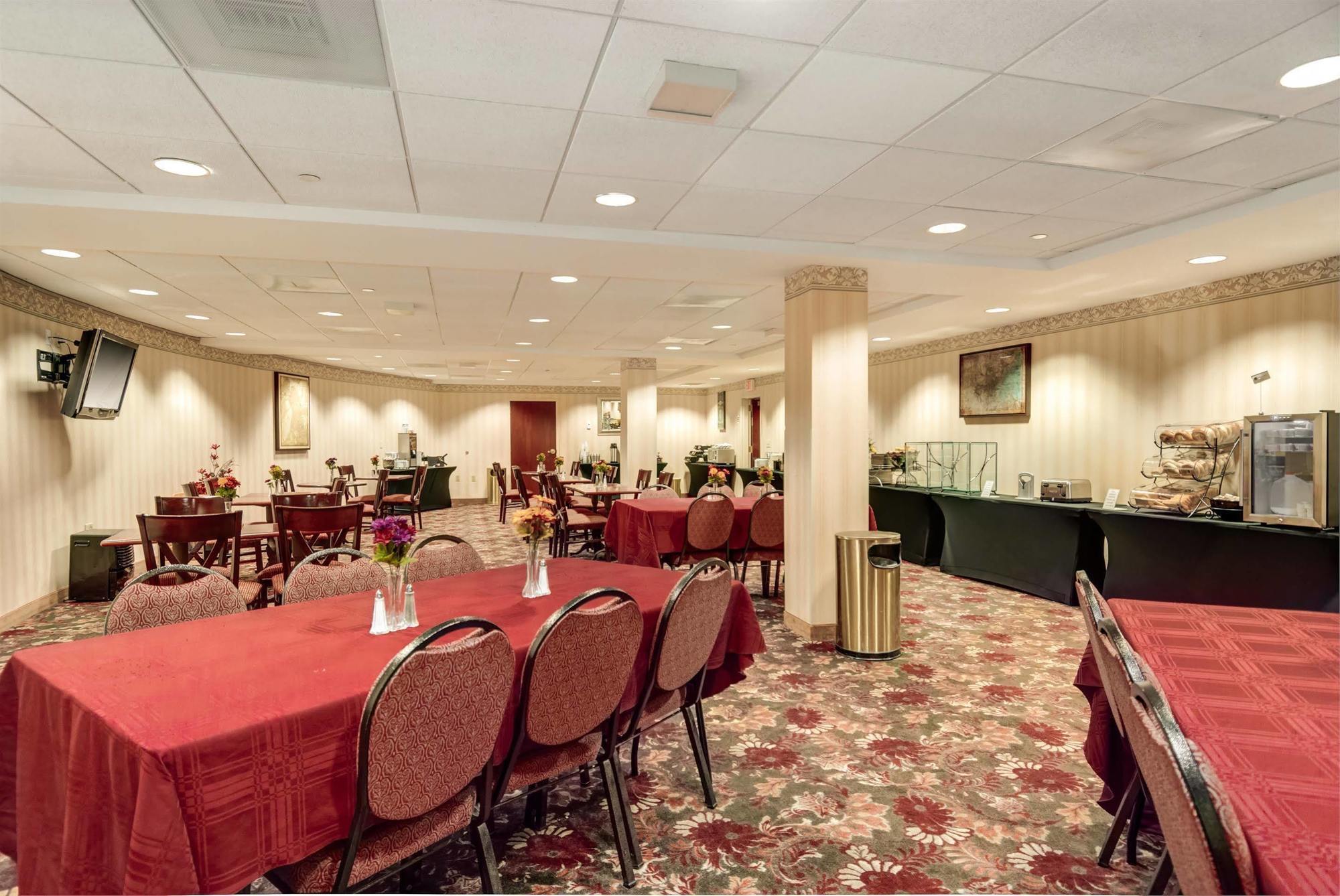 Best Western Plus Boston Hotel Exterior photo